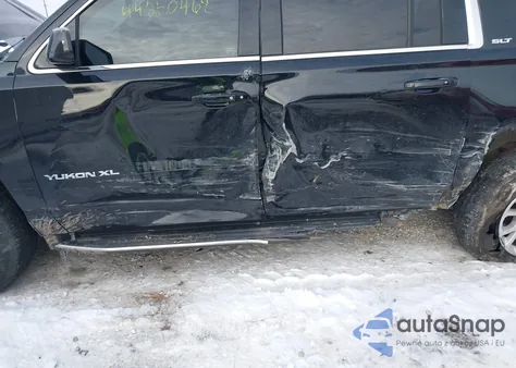 2018 GMC Yukon Xl Slt z USA, uszkodzony, nr VIN 1GKS2GKC6JR334697